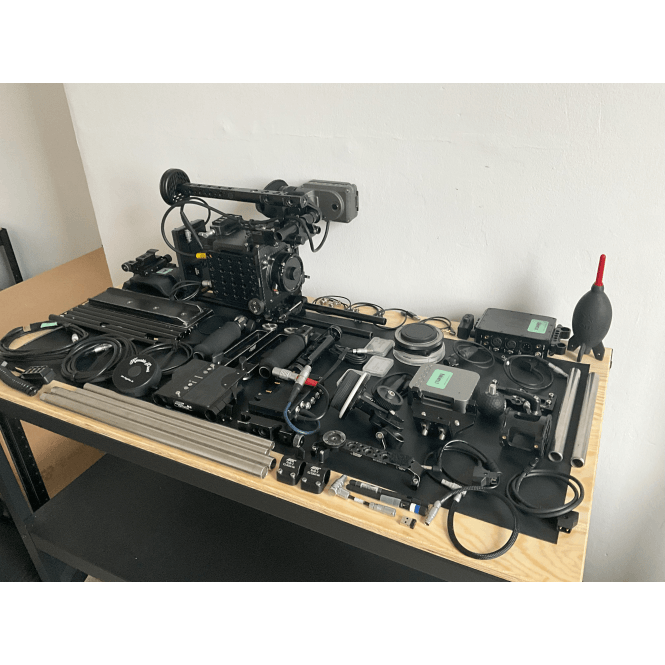 Arri  Alexa Mini Camera, w/ accessories,Fully Licenced, 4200 hours, used
