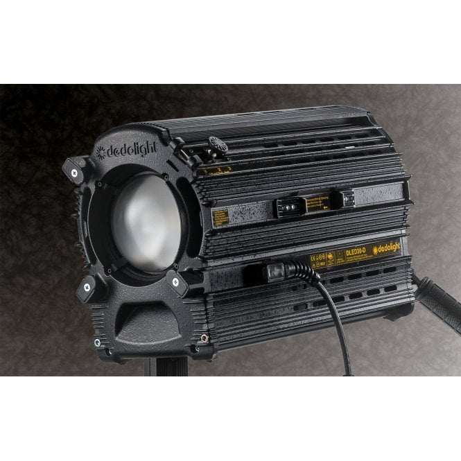 Dedolight DLED30-D-PO 300 W focusing LED light head pole-operated daylight.