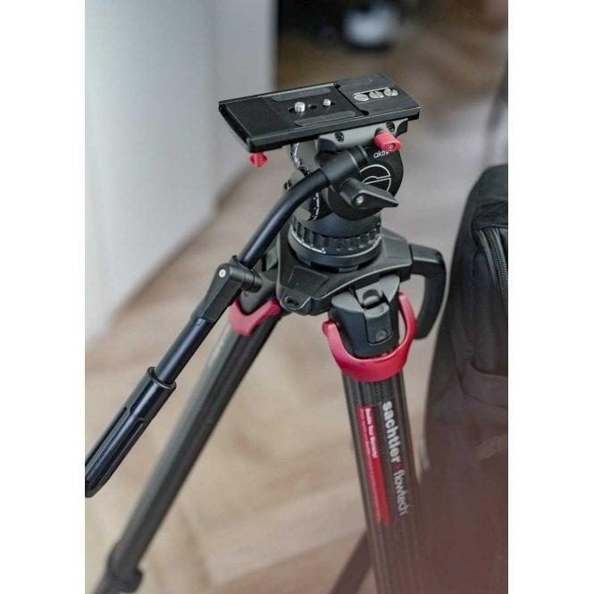 Sachtler  Aktiv14T With Flowtech100mm Tripod, used